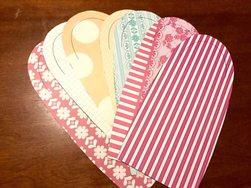 Need easy card making ideas? Try this free card making template to make these adorable cards that look like purses!