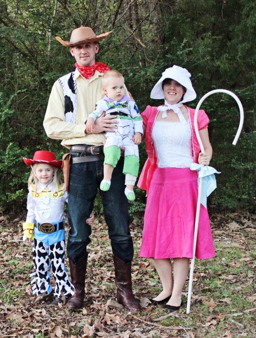 Family Halloween Costume Idea: Toy Story Theme - Sweet T Makes Three