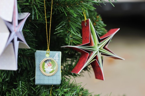 Make these DIY paper ornaments to mark each day of Advent by opening your ornament into a star! When your tree is full of stars, Christmas is here.