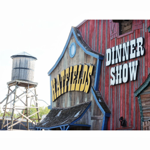 Hatfield and McCoy Dinner show review Pigeon Forge attractions