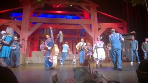 Hatfield and McCoy Dinner show review Pigeon Forge