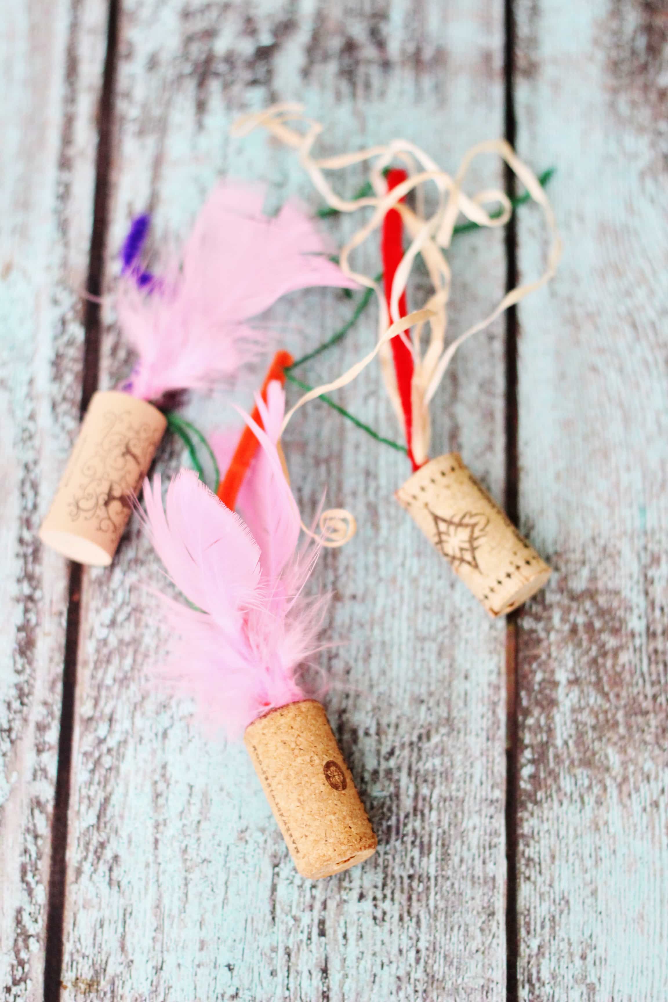 Your cat will love these easy homemade cat toys made from wine corks