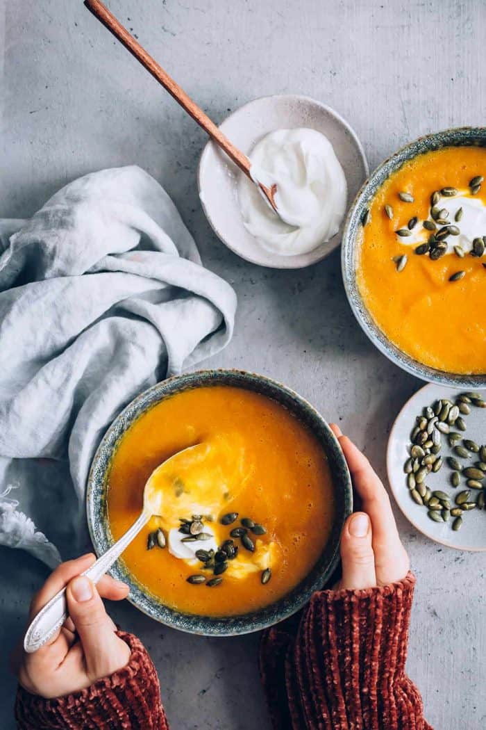 Keto curried pumpkin soup