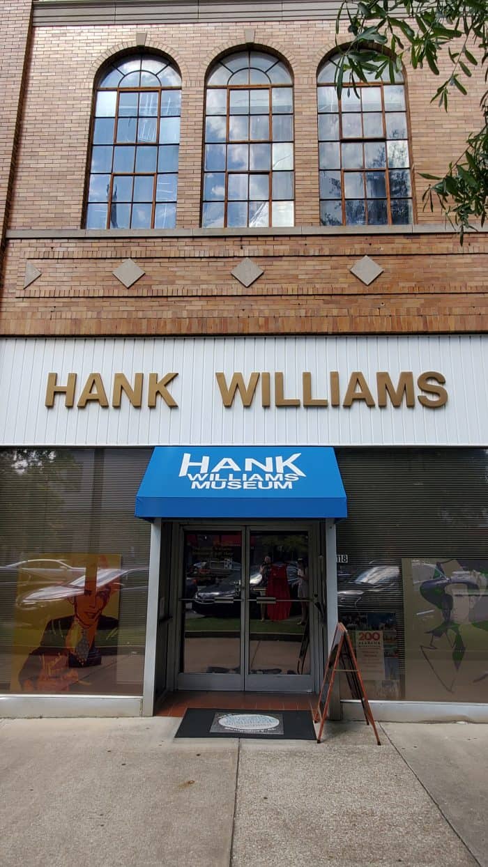 shot of the sign and canopy over the hank william museum