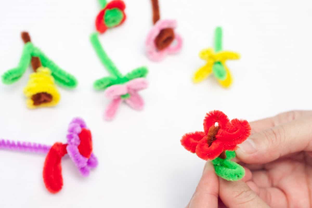 Egg Carton Spring Craft for Kids - Sweet T Makes Three