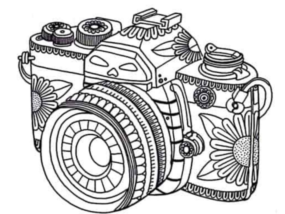 Coloring page of a 35mm film camera.